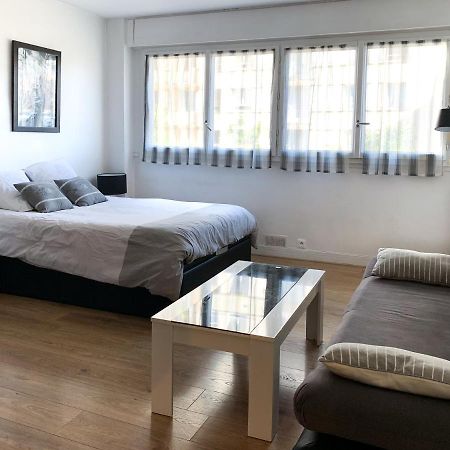 Charmant Studio Alesia Париж Екстериор снимка